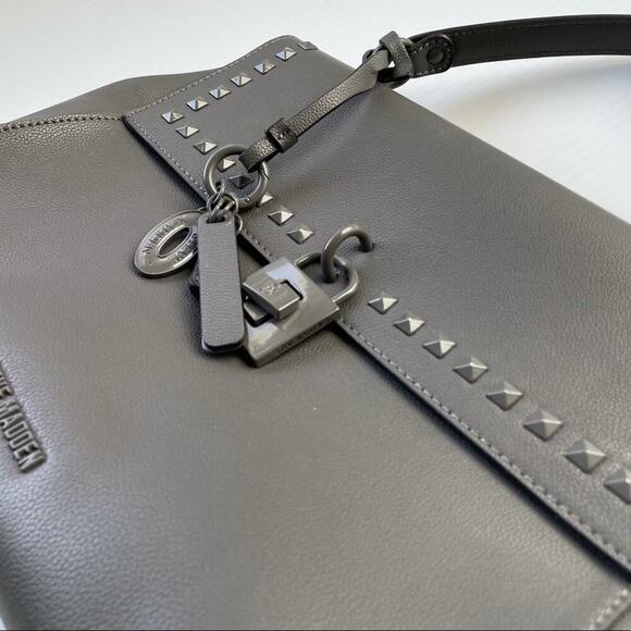 🆕 Steve Madden Baviana Satchel in charcoal arm bag NWT - Picture 3 of 16